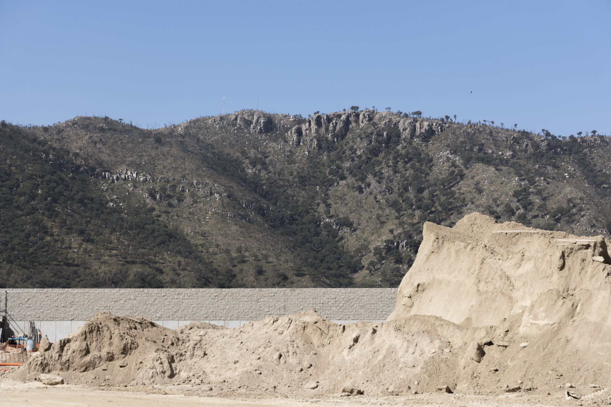 The landscape of Jalisco is echoed in the construction of Atlas Academia