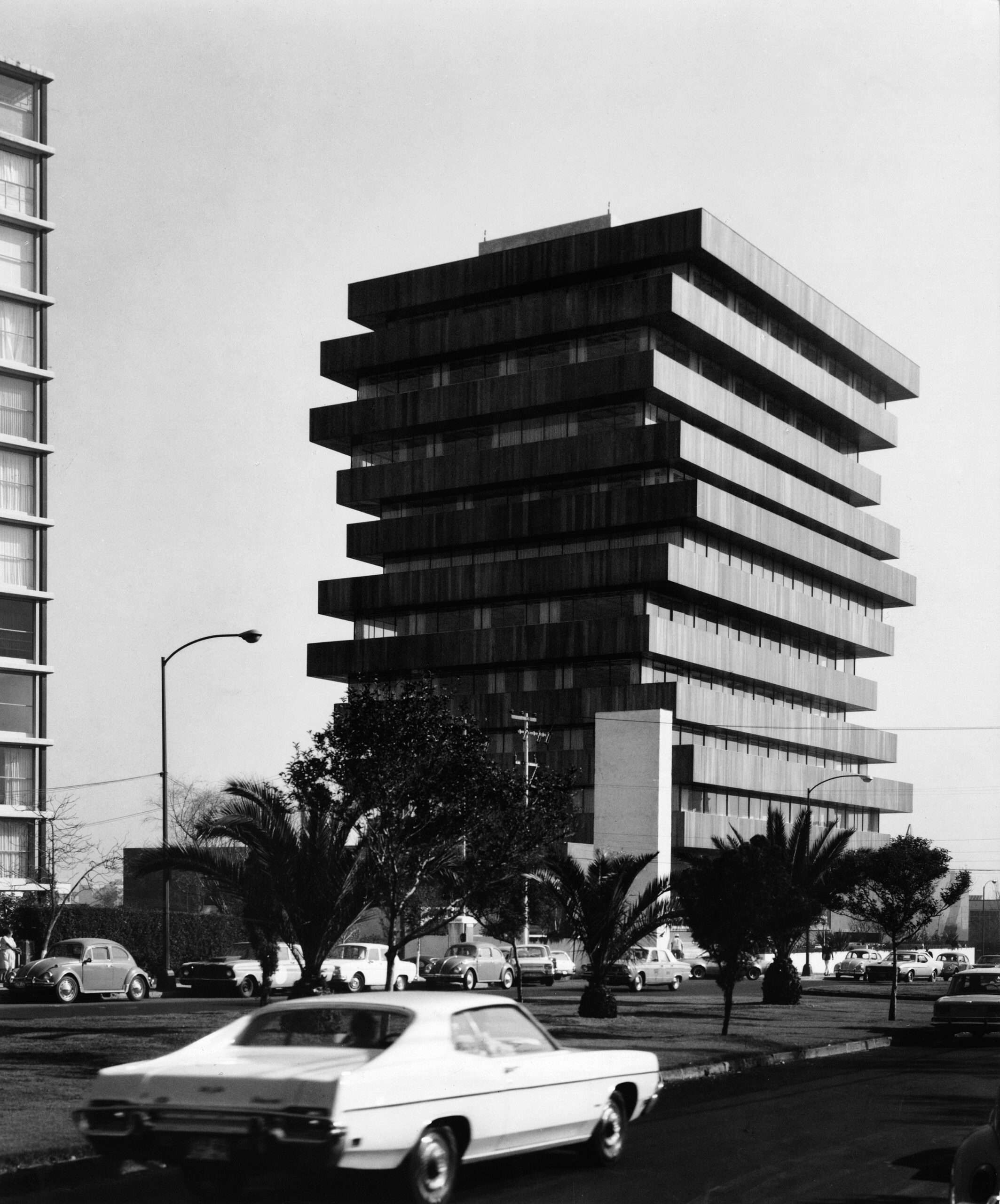 Archival street view of Palmas 555 modernist office tower in Mexico City, photographed shortly after completion in 1975.
